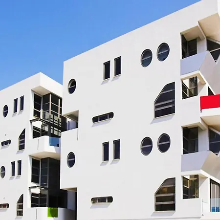 Апартаменти Alex *